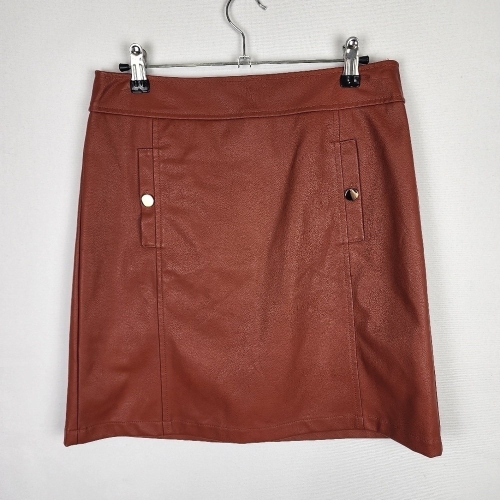 LOFT Rust Brown Faux Leather Mini Skirt Gold Snap Detail Size 4